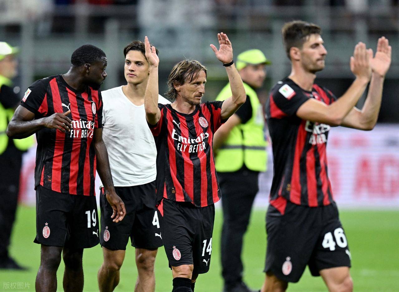 意甲:AC米兰士气高涨,克雷莫纳能否顶住压力?AC米兰VS克雷莫纳