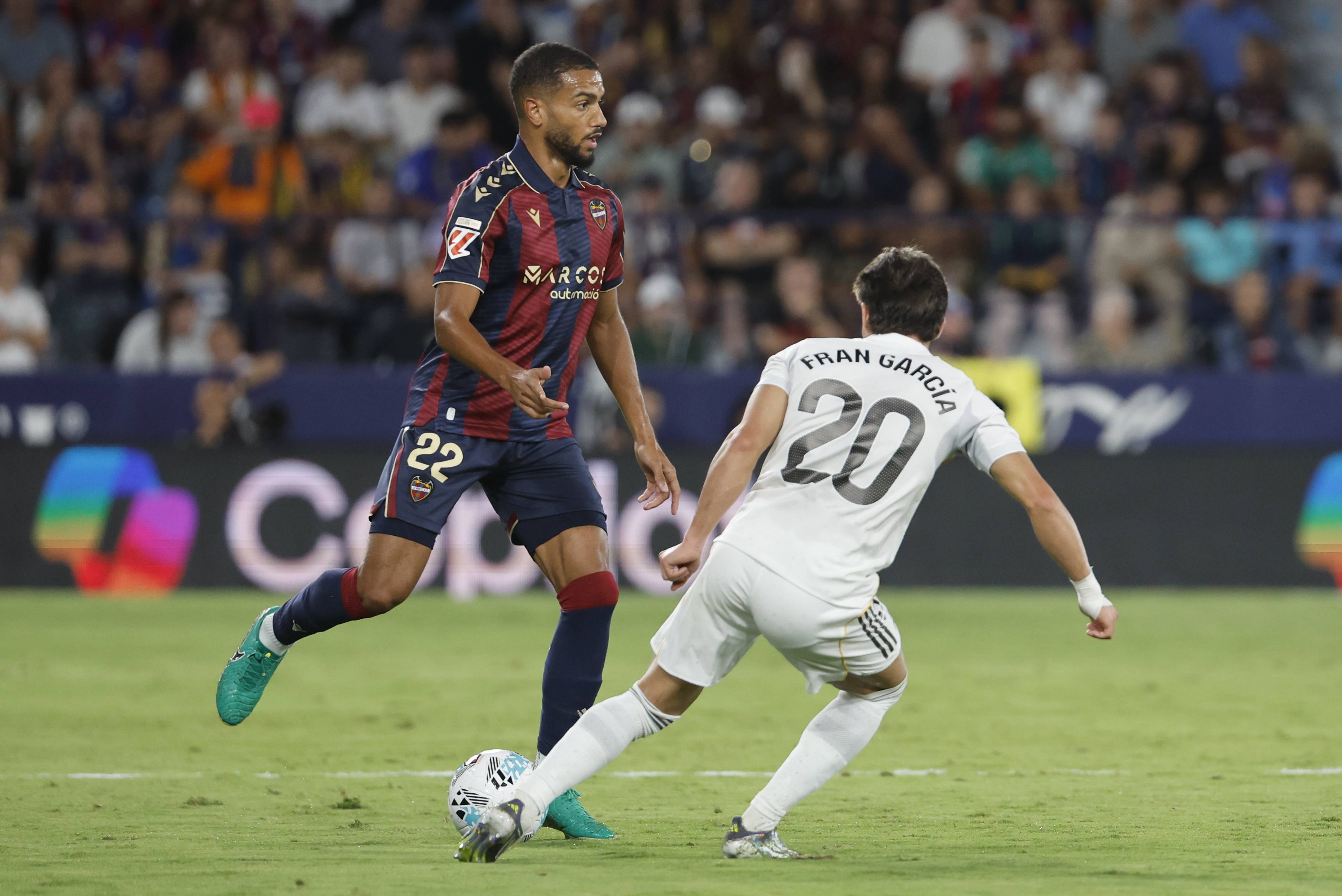 (外代二线)足球——西甲:皇马胜莱万特