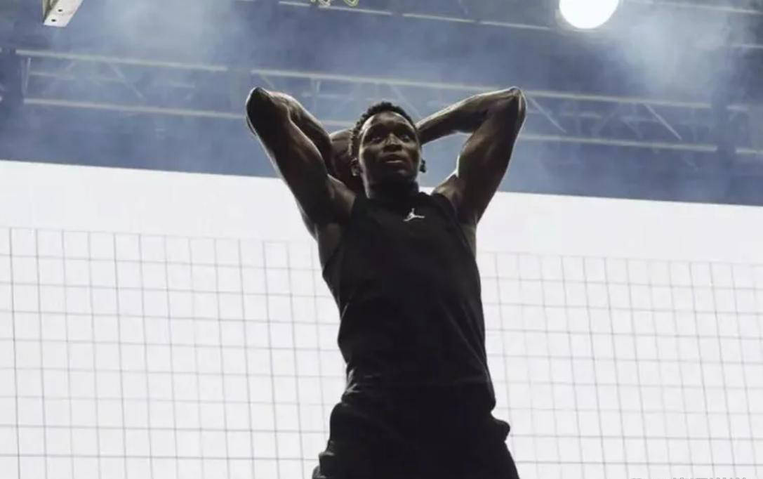 奥拉迪波加盟广州龙狮男篮,积极备战季前赛