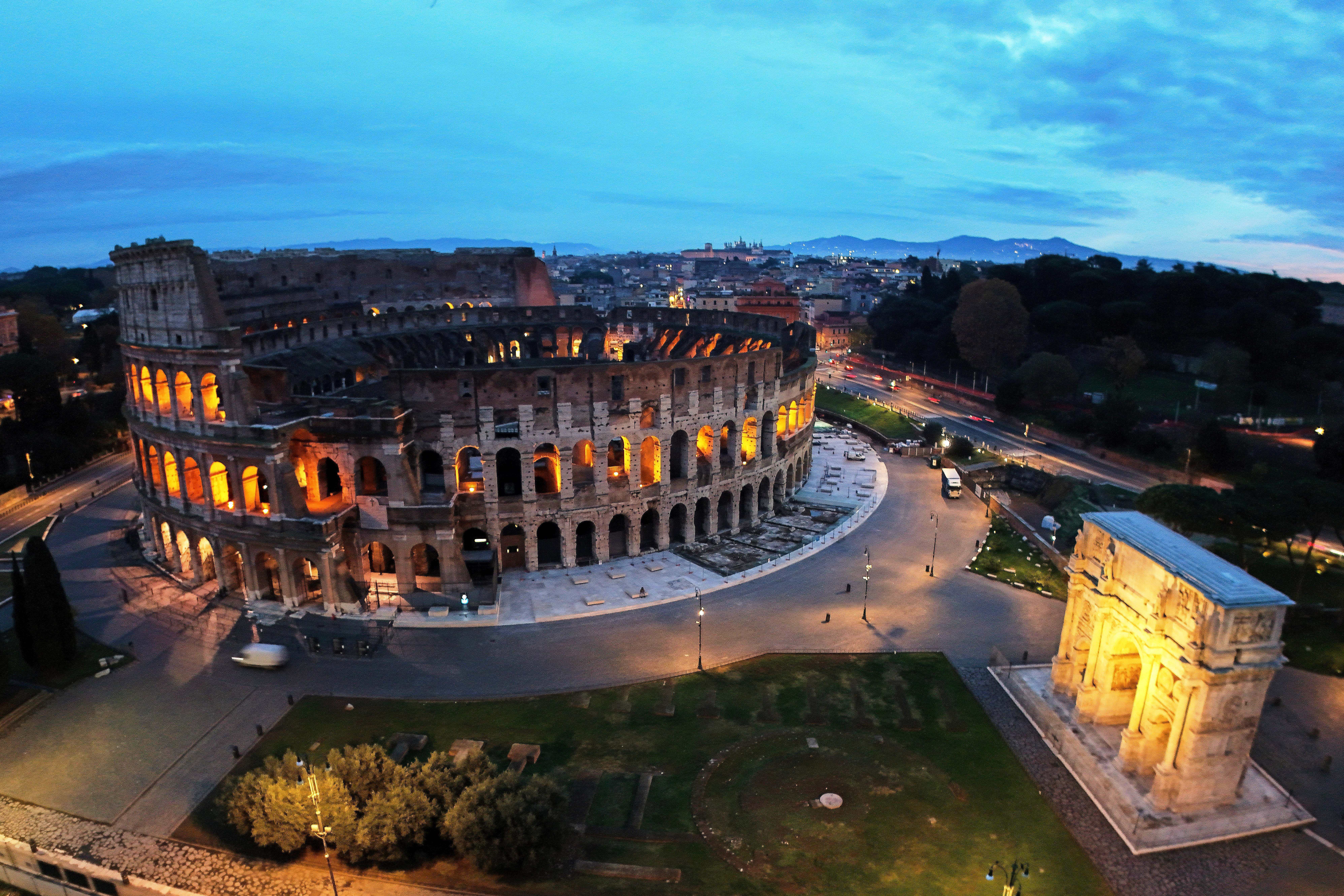 （外代一线）俯瞰罗马斗兽场