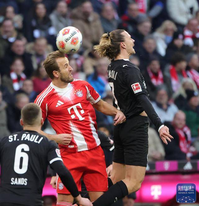 足球｜德甲：拜仁胜圣保利