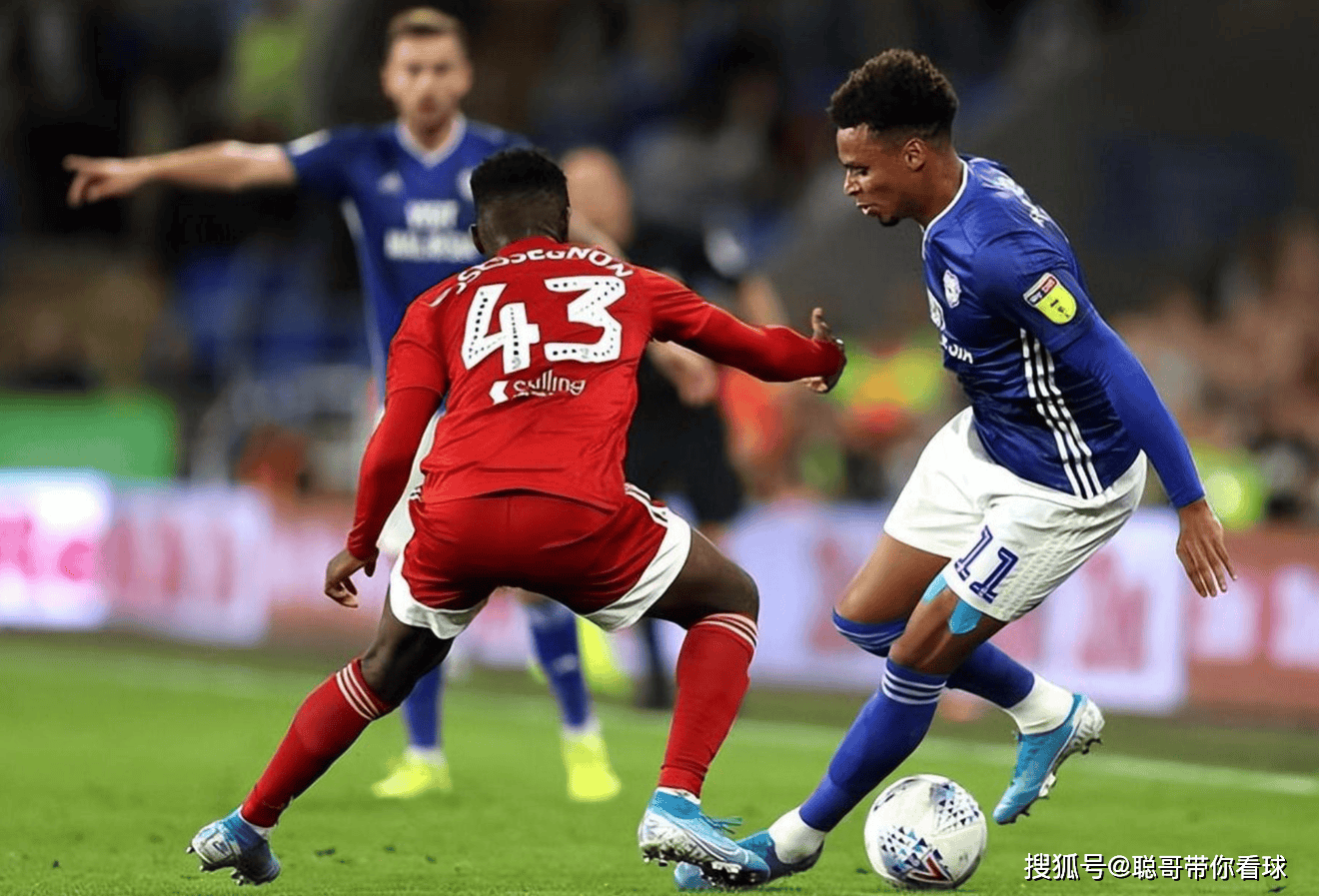 英超联赛，富勒姆VS桑德兰，主场狂龙能否战胜大黑马桑德兰？