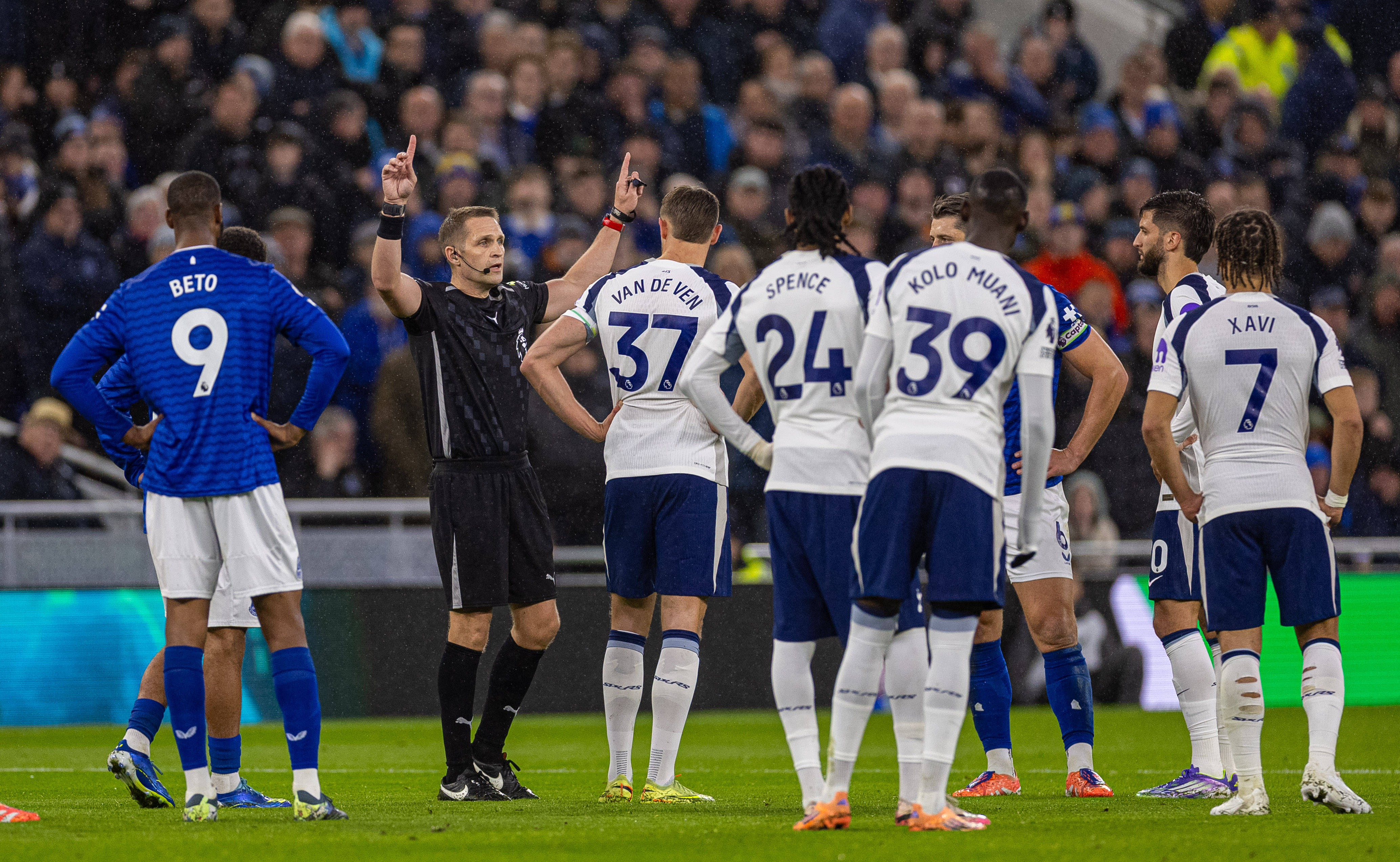 （体育）足球——英超：热刺胜埃弗顿