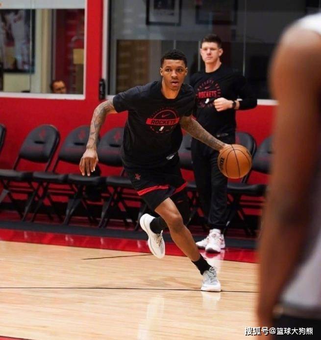 湖刺皆赢球，火箭队爆冷输鹈鹕！航天城逐渐掉队，森林狼即将反超