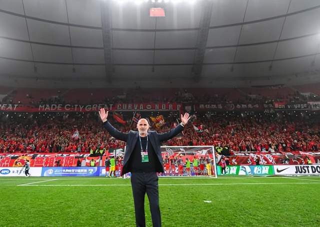 中超成名帅跳板！44岁英超教练有望执教中超：刚拿欧联杯冠军