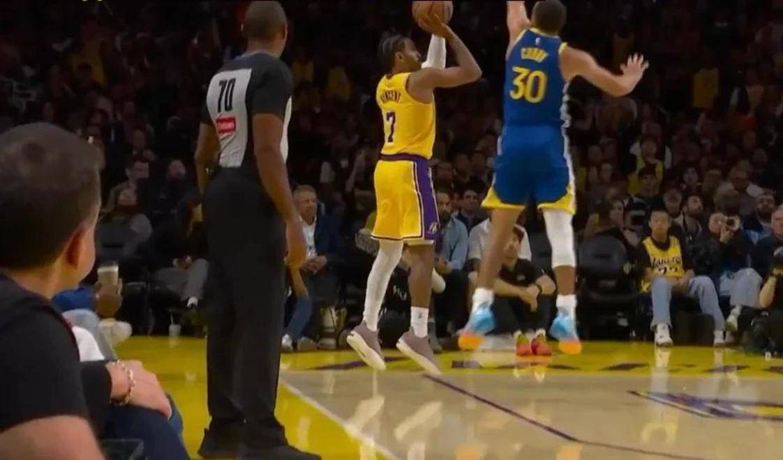 库里超远三分绝杀！勇士119-109胜湖人