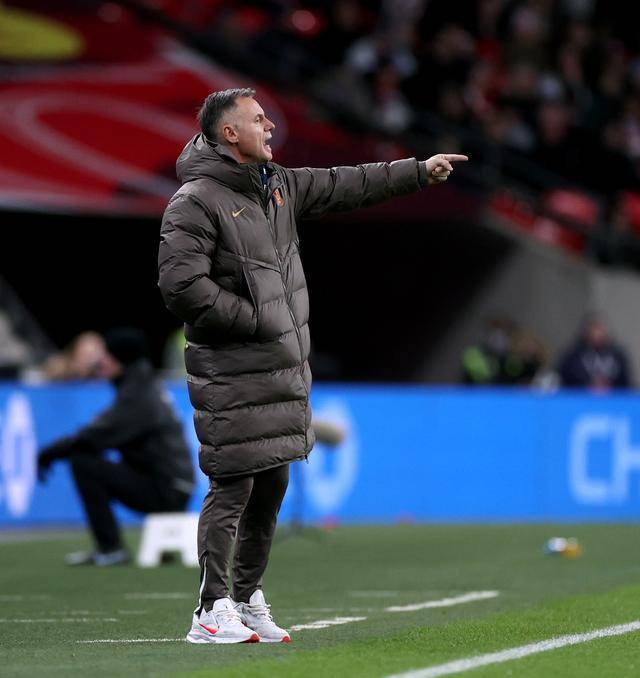 足球｜中国女足不敌英格兰女足