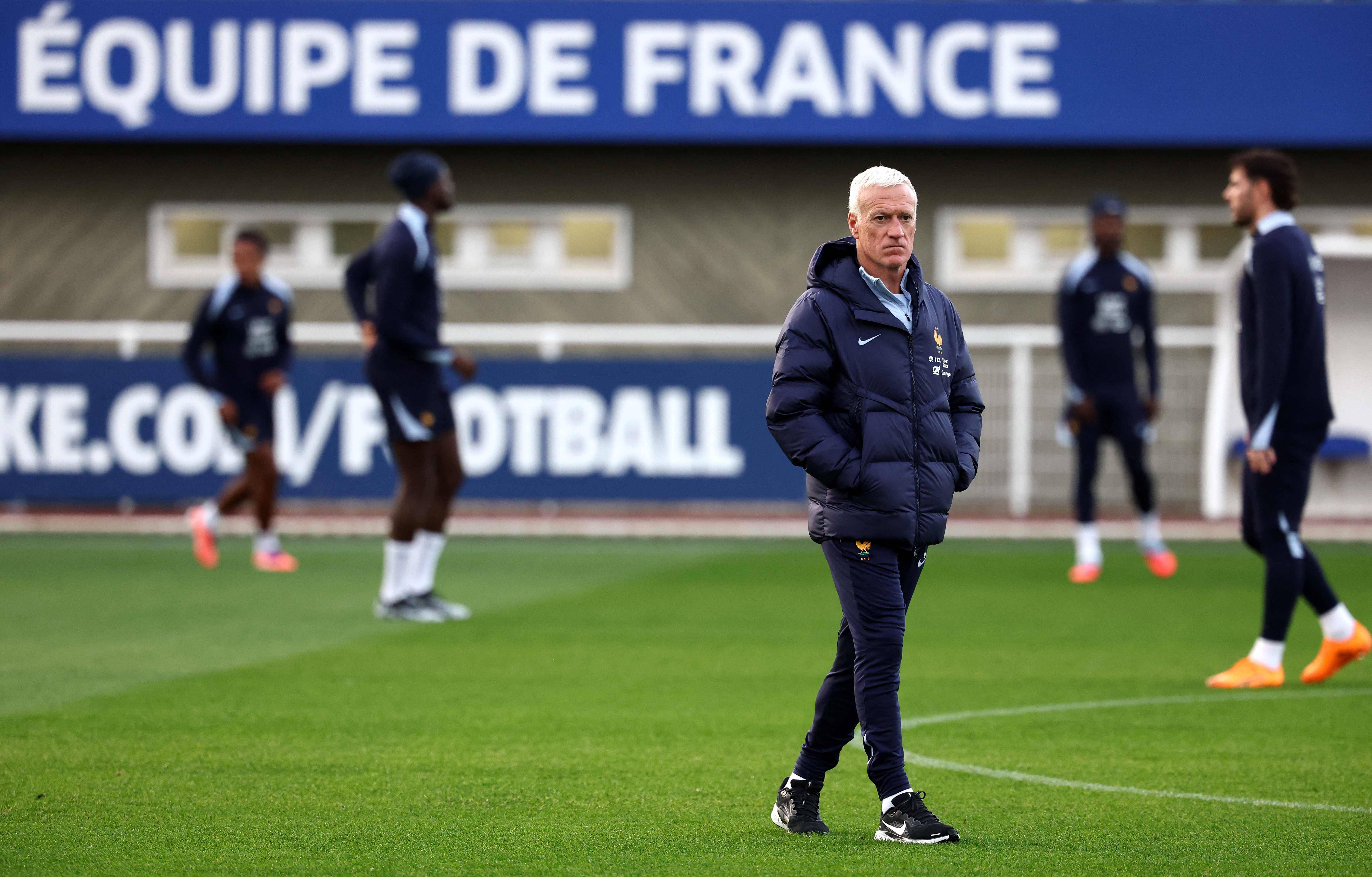 （外代二线）足球——世预赛：法国队备战