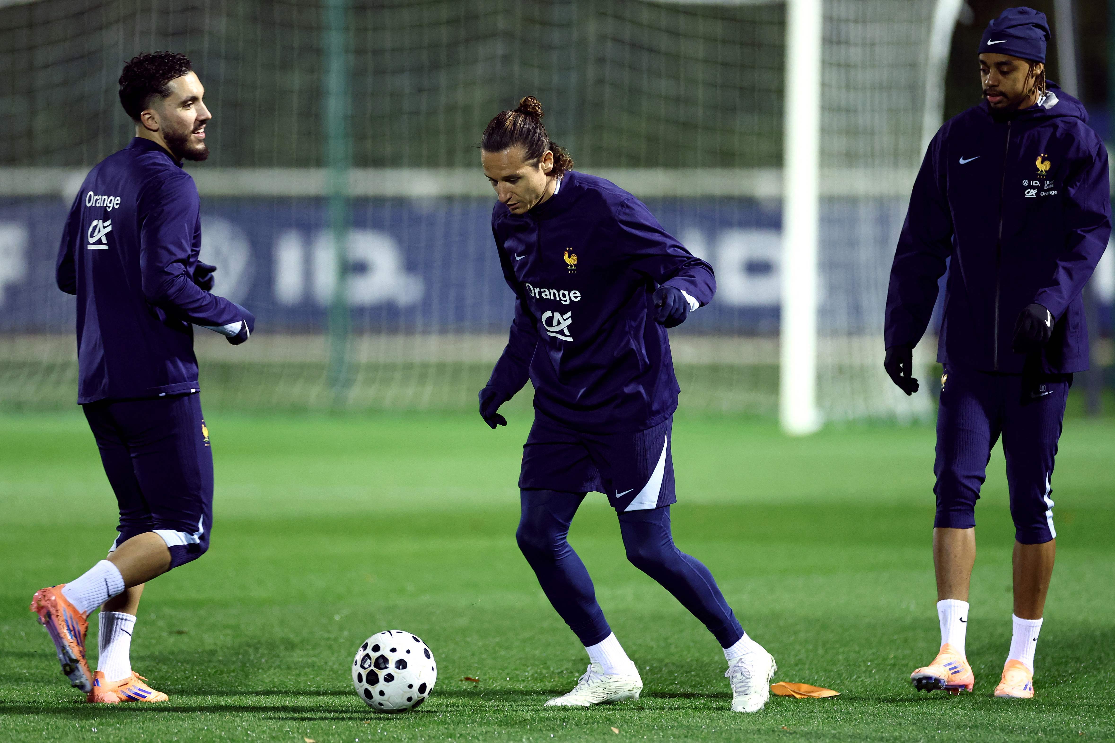 （外代二线）足球——世预赛：法国队赛前备战