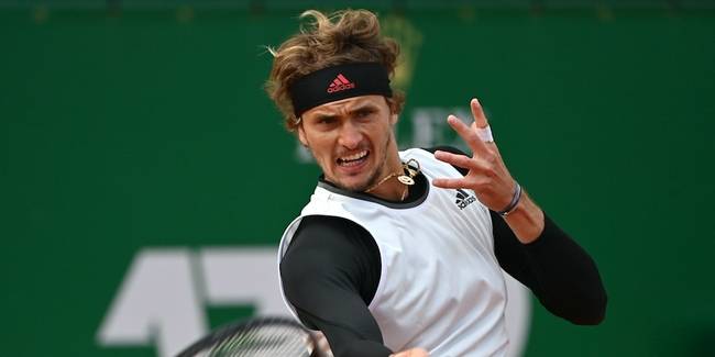 西班牙队输球壮举遭意大利队终结，紫薇出局让戴杯奖金问题被聚焦