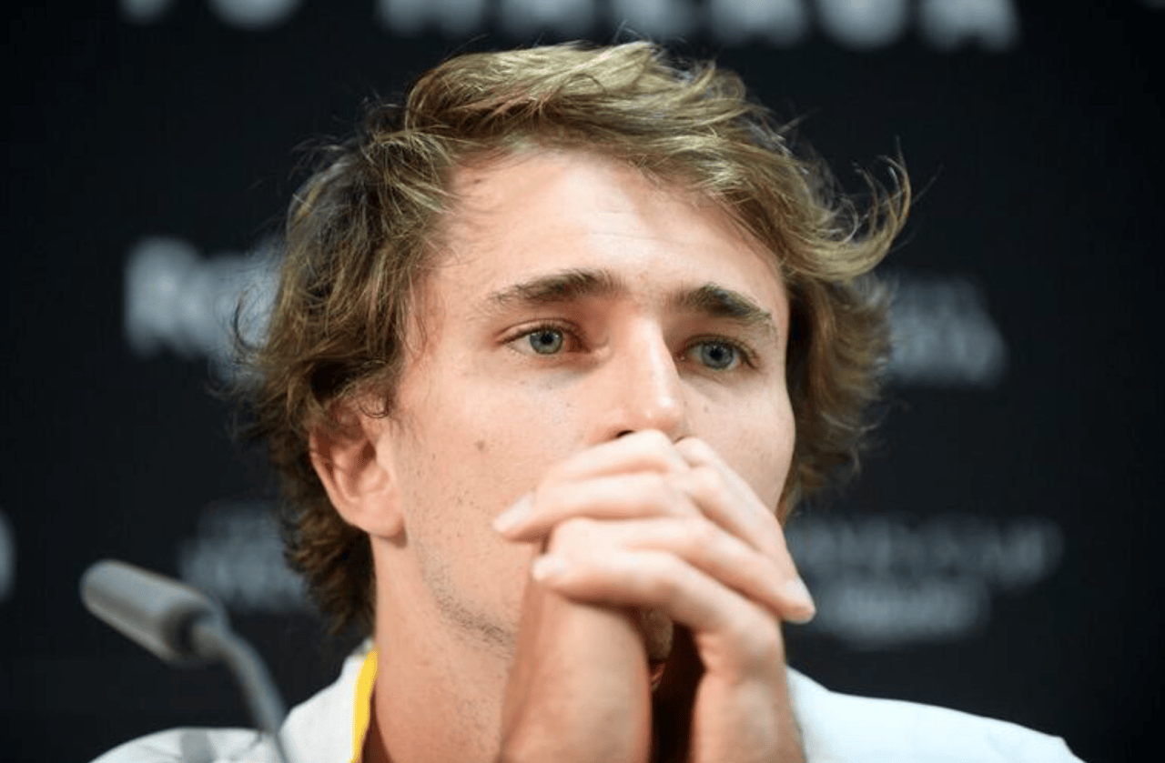 西班牙队输球壮举遭意大利队终结，紫薇出局让戴杯奖金问题被聚焦