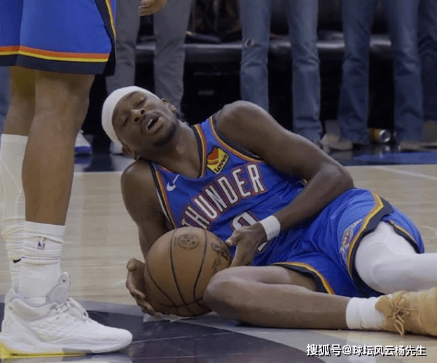 库里超远三分救主，勇士加时逆转掘金夺两连胜