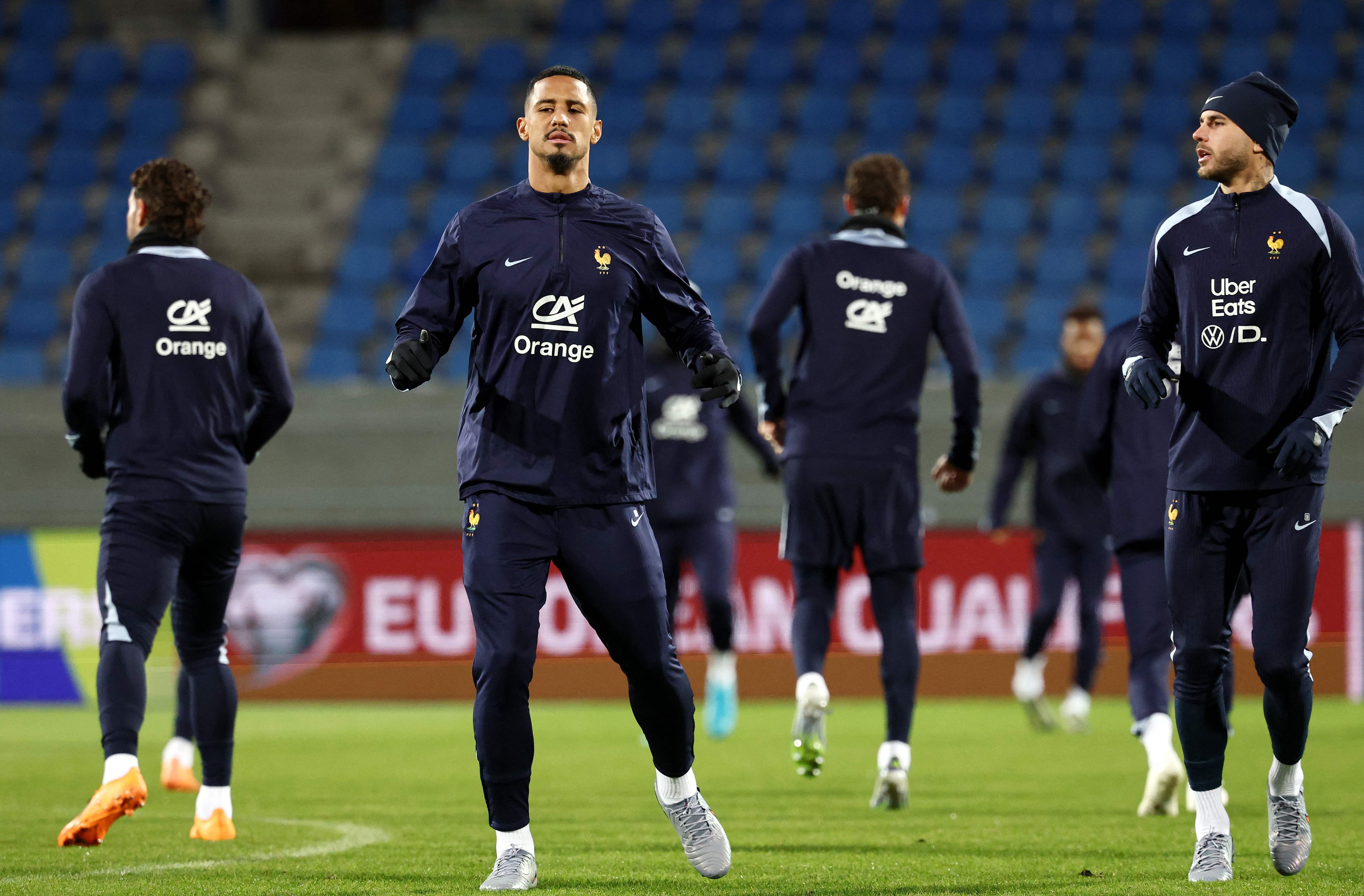 （外代二线）足球——世界杯预选赛：法国队备战