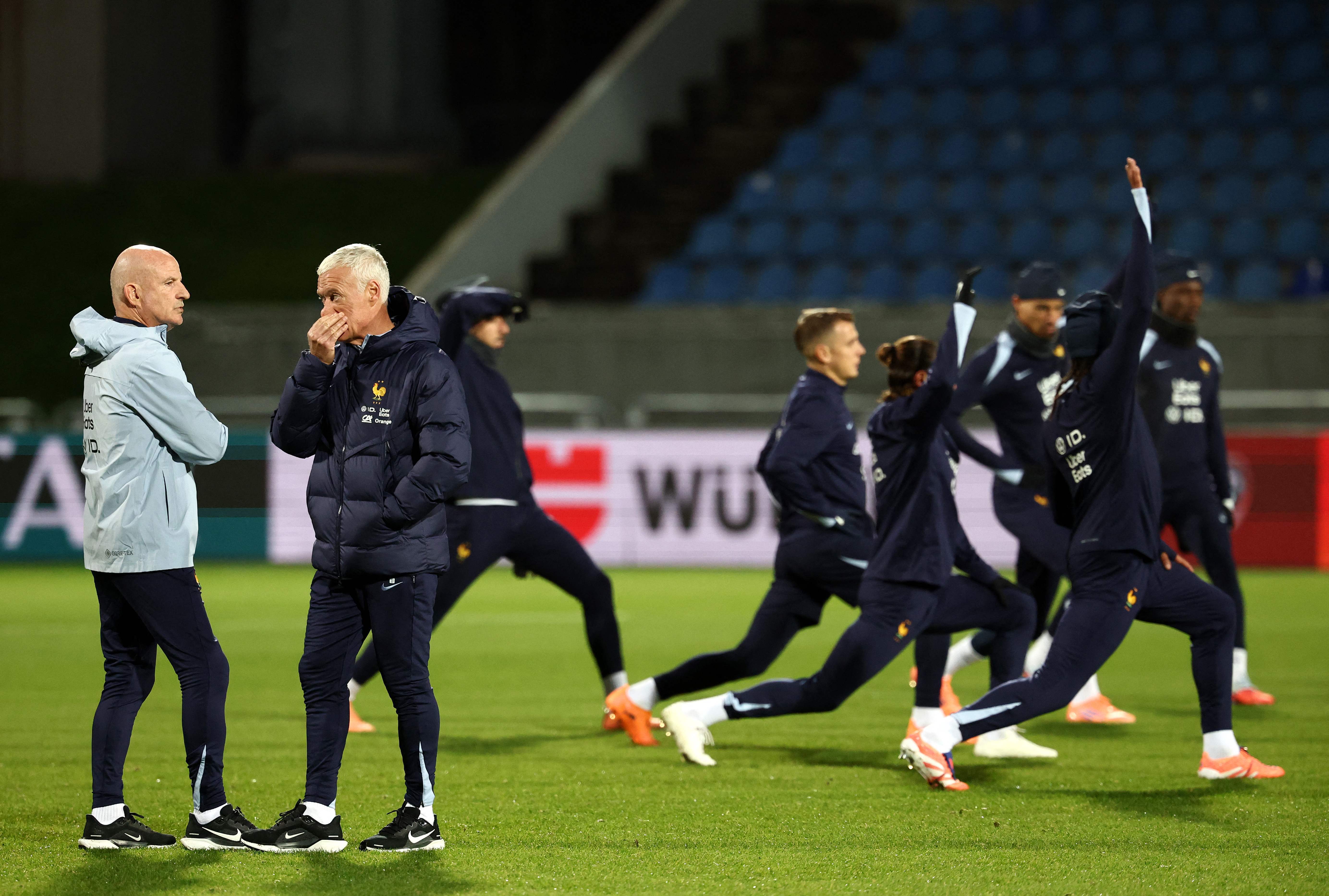 （外代二线）足球——世界杯预选赛：法国队备战