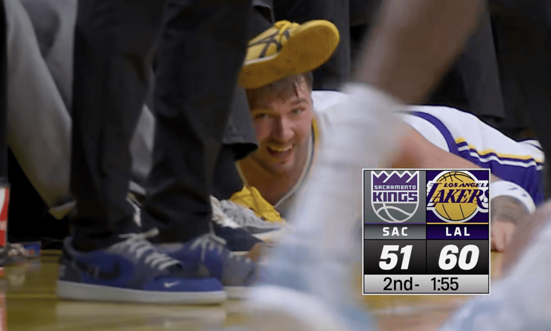 刚刚！湖人赢了！再见三连败，詹姆斯4个超级暴扣...