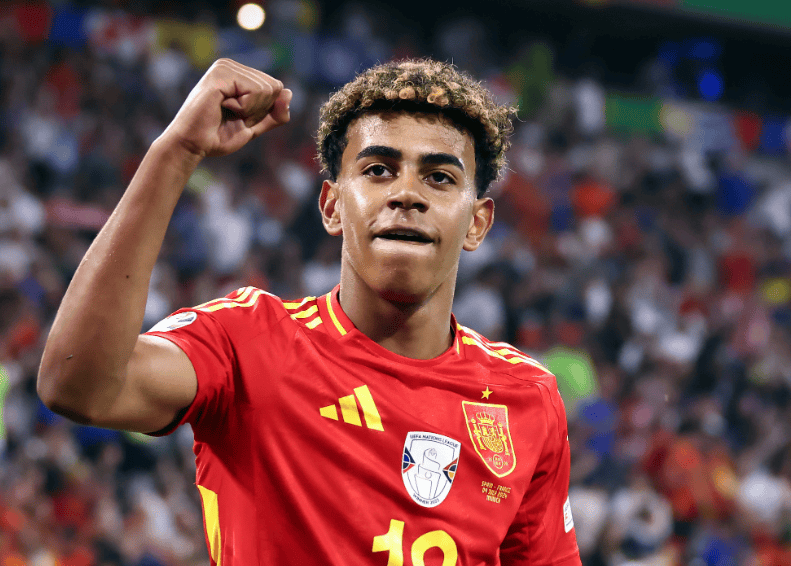 亚马尔退出西班牙队！巴萨背地搞事，队内情绪紧张，世界杯悬了