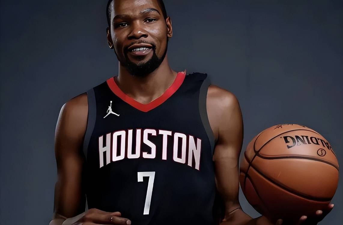 出手不到20次，拿到30+有多难？科比11次，库里37次，詹姆斯112次，杜兰特呢？