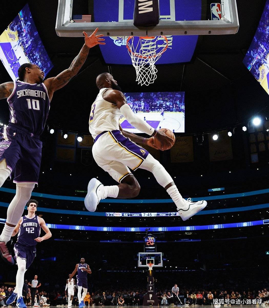 24分大胜国王！詹姆斯证明湖人大错特错，东契奇应跟他学如何争冠