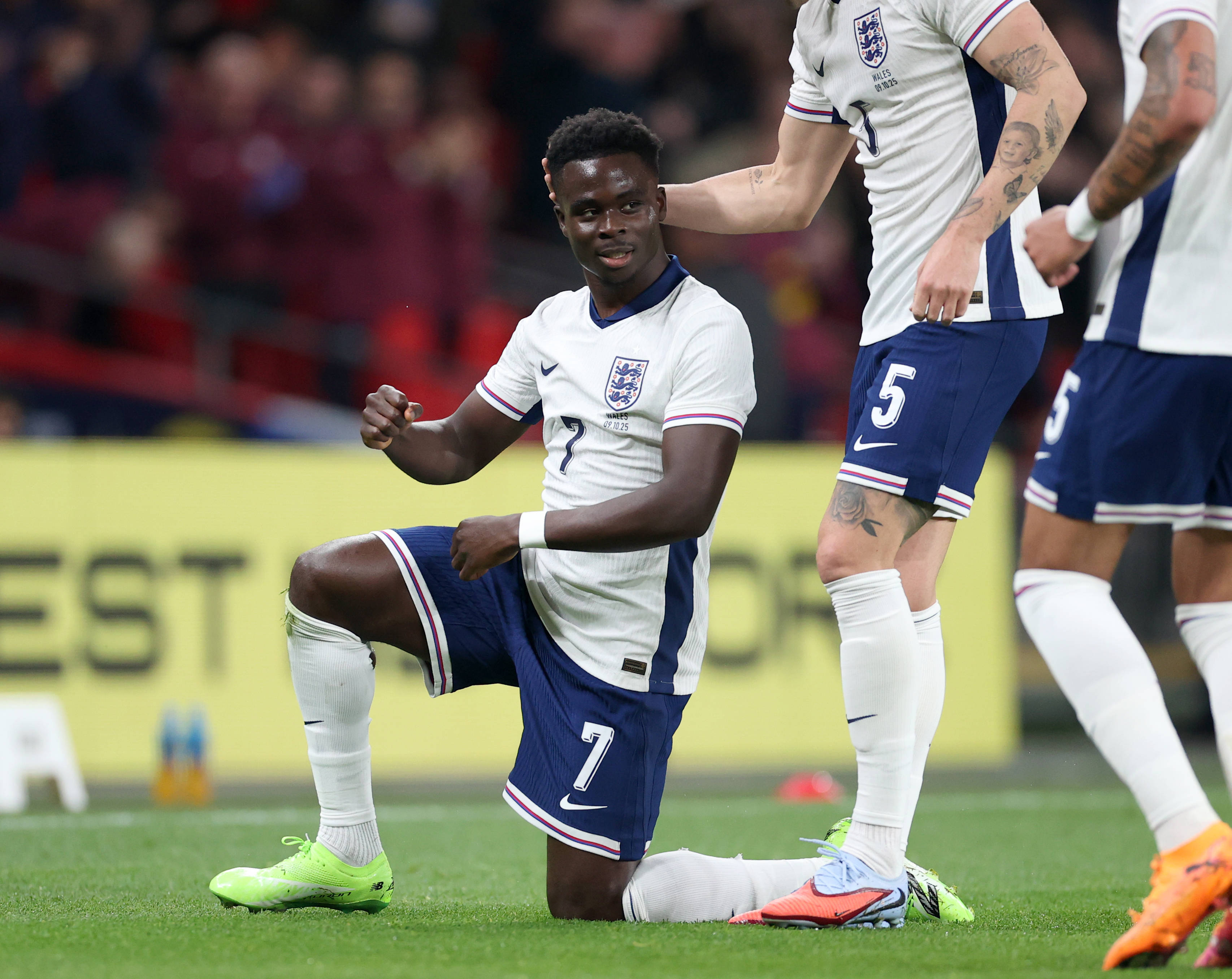 （体育）足球——热身赛：英格兰胜威尔士