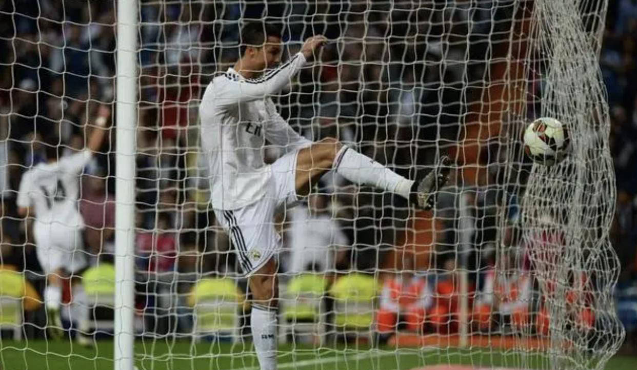 梅西 vs C罗：多项数据详细对比，点球命中率C罗全面领先