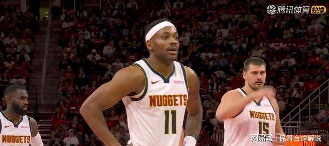 3分憾负！最后两秒，申京超远三分打铁，杜兰特直接走向球员通道