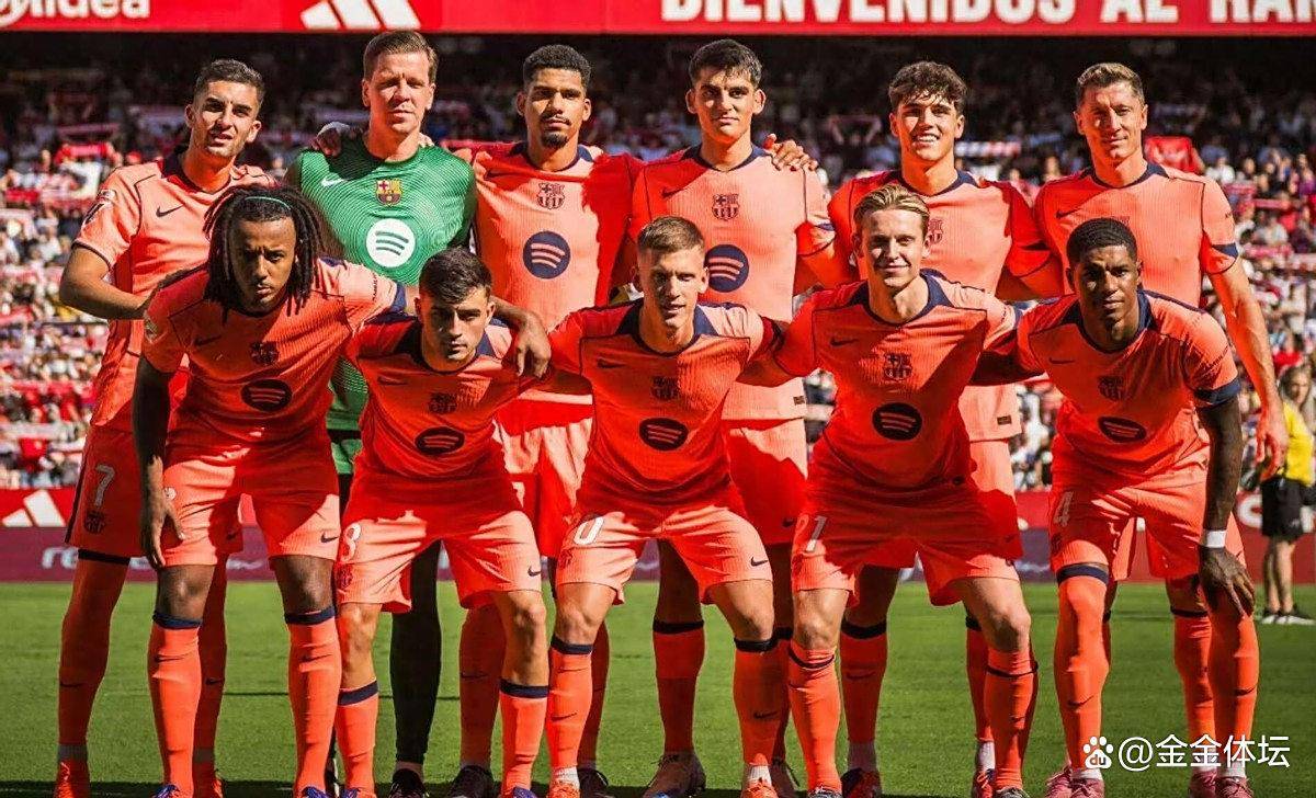 86%点球命中率成笑话！莱万一脚踢飞巴萨榜首，佩德里赛后点出球队弱点