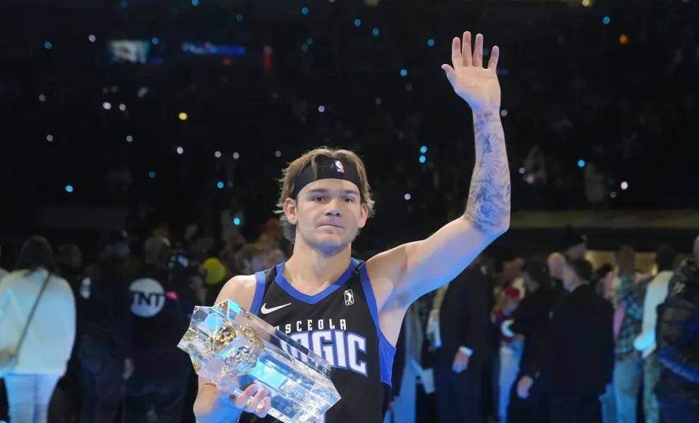 谁是扣篮王？25中15狂轰41分，超远三分绝杀，当之无愧！为啥NBA躲着他？