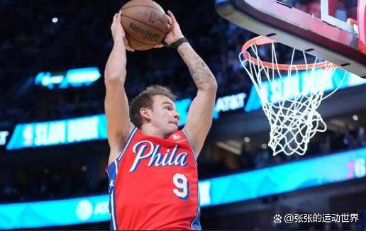 麦克朗25中15砍41+10助！最后一节22分+超远三分逆转，现役第一人