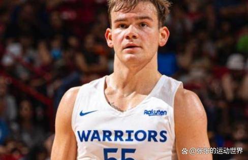 麦克朗25中15砍41+10助！最后一节22分+超远三分逆转，现役第一人