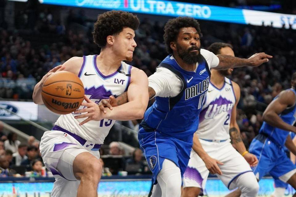 克莱三分里程碑！2809记超利拉德历史第四，独行侠狂胜爵士！